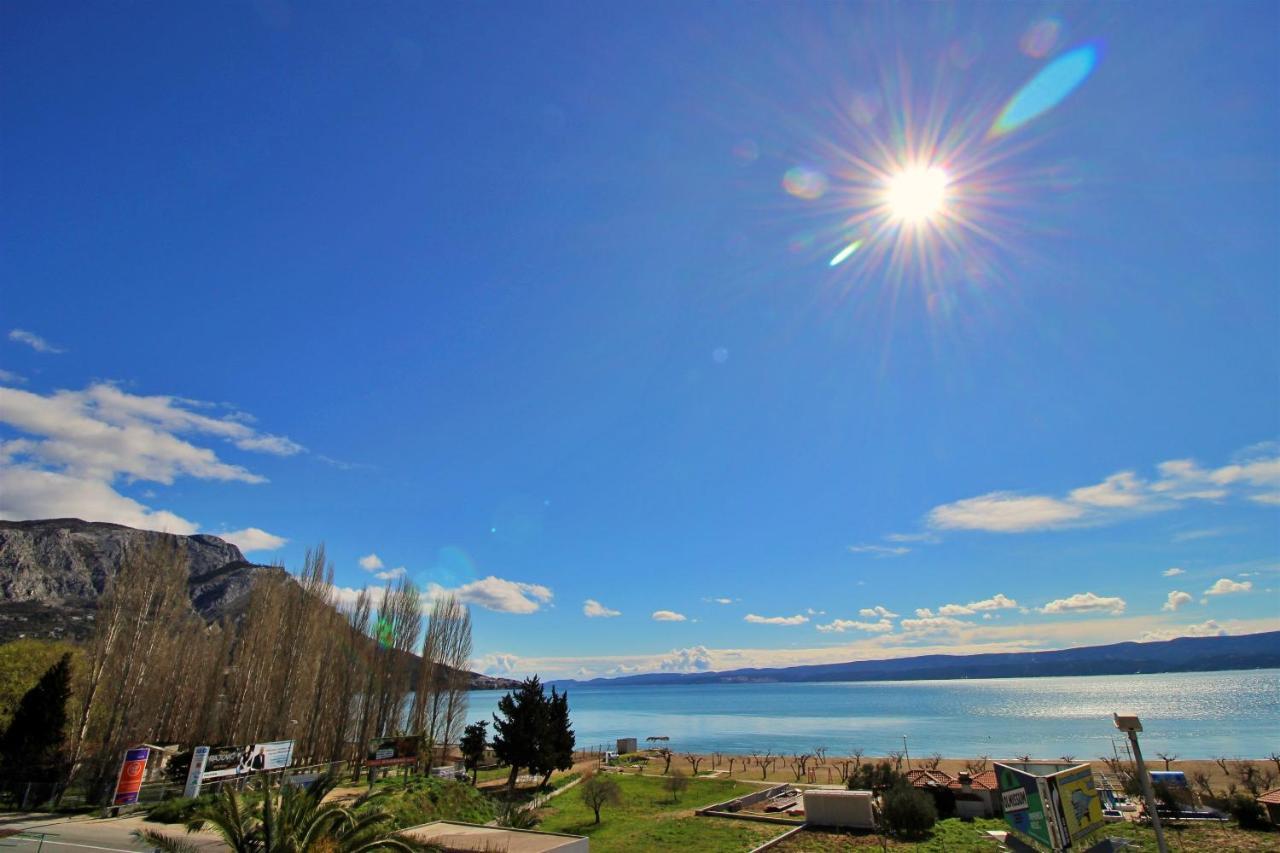 Apartments Slado Omis Exterior photo